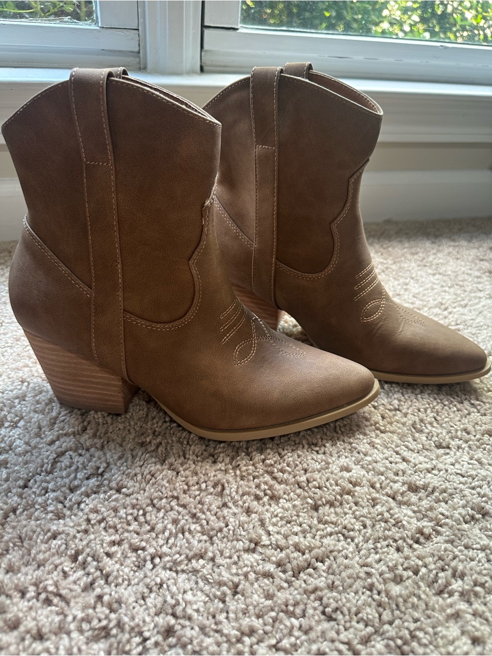 Rocky Tan Western Block Heel Ankle Boots